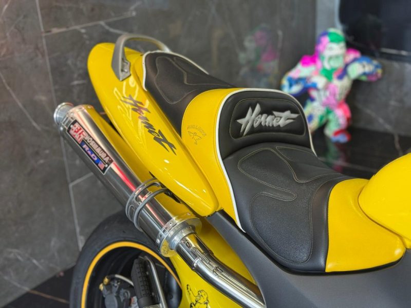 HONDA CB600F  2002