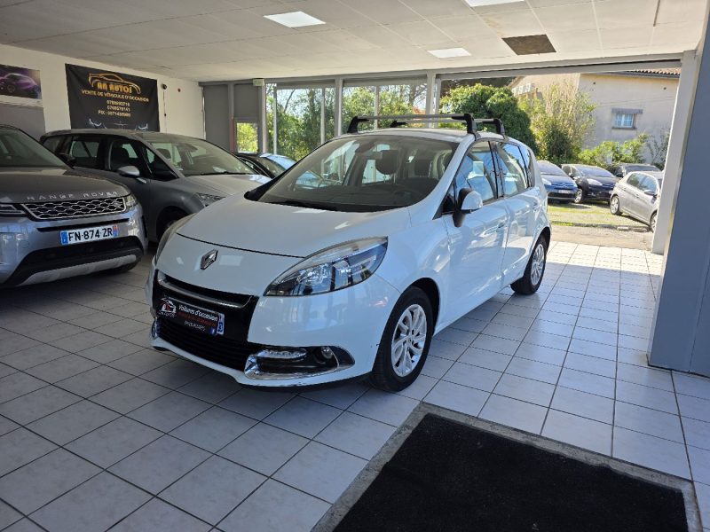 RENAULT SCENICIII MEGANE 1.5 DCI 110 EXPRESSION EDC ANNEE 2012 175000KM