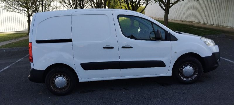PEUGEOT PARTNER 1.6 HDI 90 CV AN 11 PROPRE 124 KM