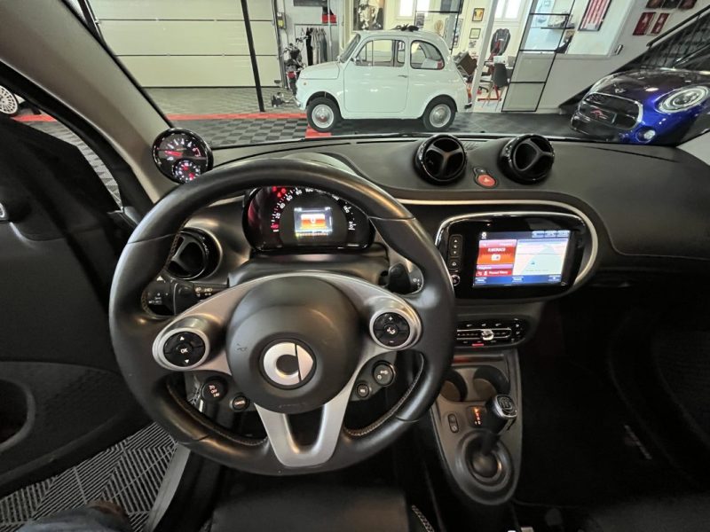 SMART FORTWO CABRIOLET 109CH BRABUS TWINAMIC 