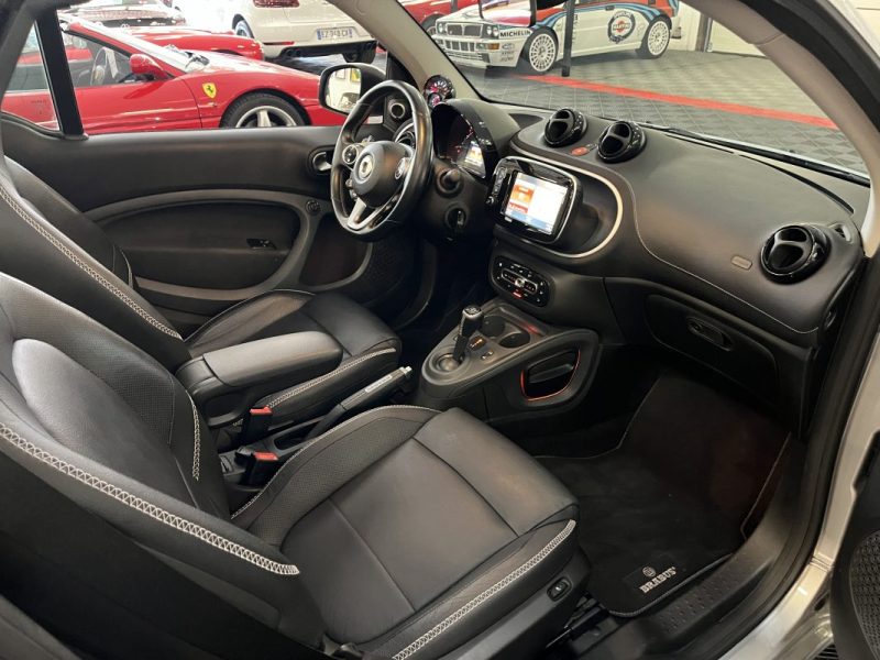 SMART FORTWO CABRIOLET 109CH BRABUS TWINAMIC 