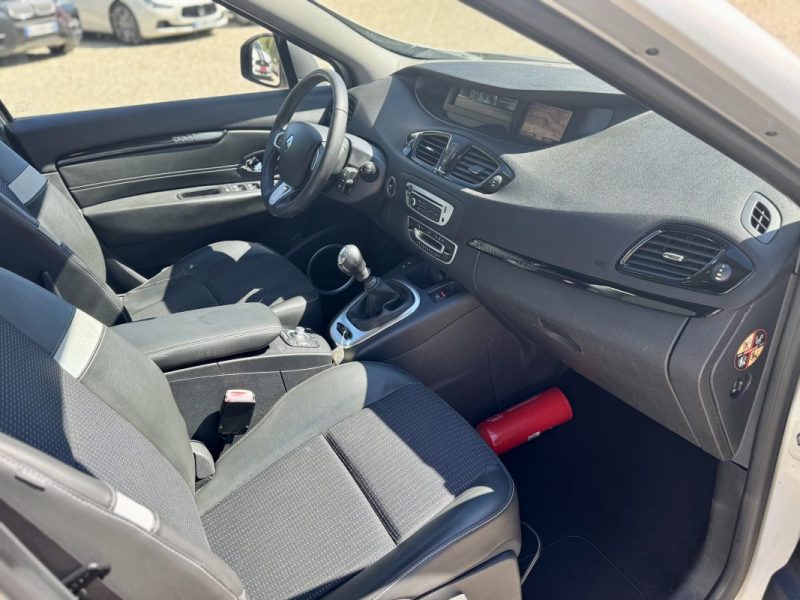 RENAULT SCENIC III 1.5 DCI 110 CH PHASE 2 2012