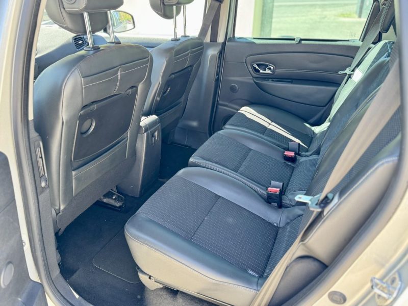 RENAULT SCENIC III 1.5 DCI 110 CH PHASE 2 2012