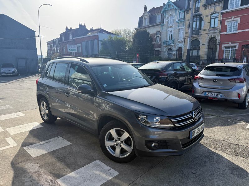 VOLKSWAGEN TIGUAN (2) 2.0 TDI 110CH BLUEMOTION TECHNOLOGY BUSINESs