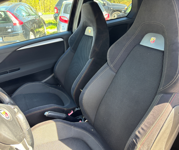 FIAT PUNTO 1.4 MULTIAIR TURBO 165 2011