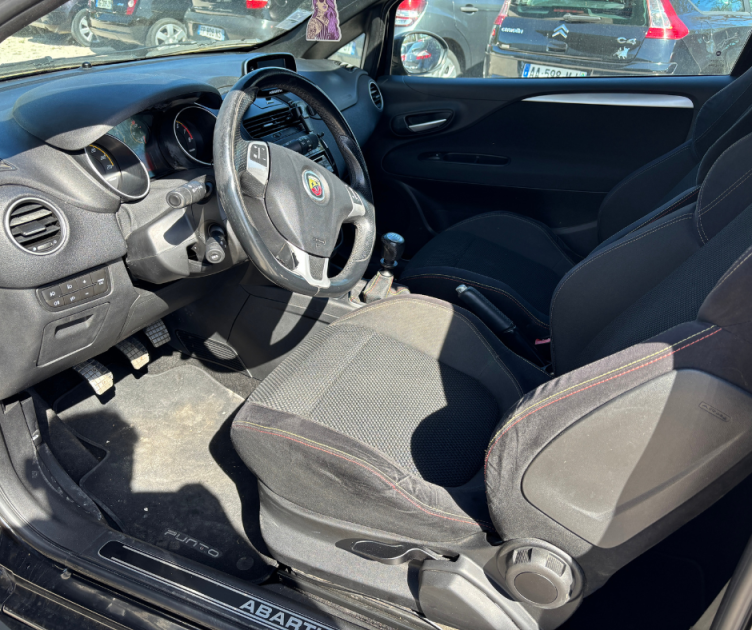 FIAT PUNTO 1.4 MULTIAIR TURBO 165 2011