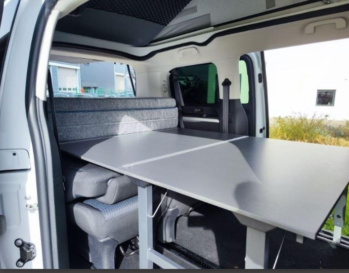 PEUGEOT POSSL - VANSTER TRAVELLER - 2.0L BLUEHDI - 145 CV - BVM6  2024