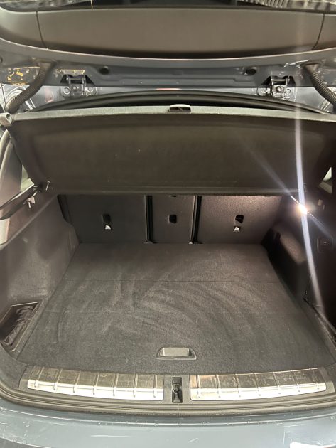 MAGNIFIQUE BMW X1 18d PACK M SDRIVE 150ch (HAYON ÉLECTRIQUE, SIÈGES CHAUFFANTS,RADAR AVANT/ARRIERE)