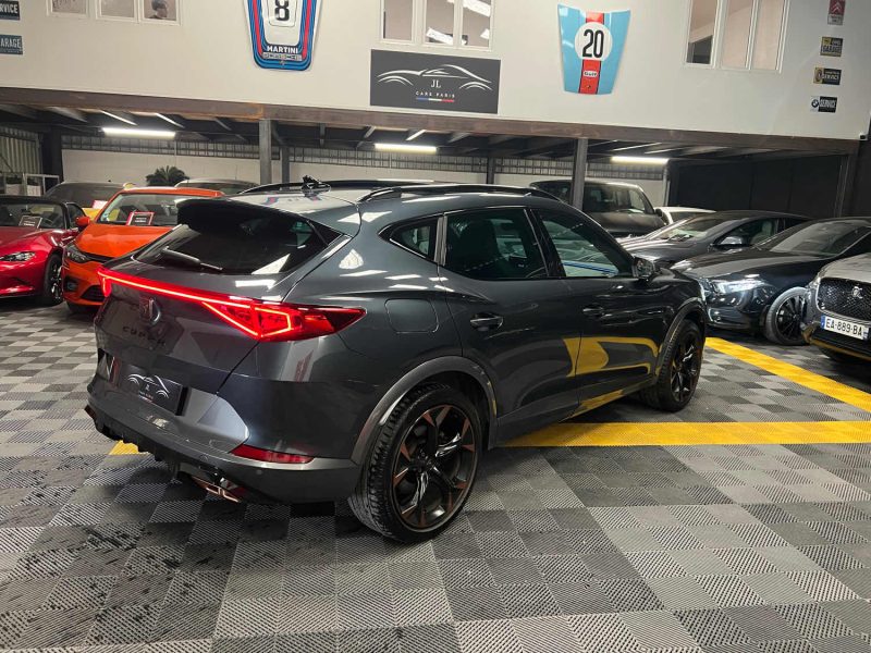 MAGNIFIQUE CUPRA FORMENTOR VZ 245ch (TOIT OUVRANT, APPLE CARPLAY, CAMÉRA DE RECUL, HAYON ÉLECTRIQUE)