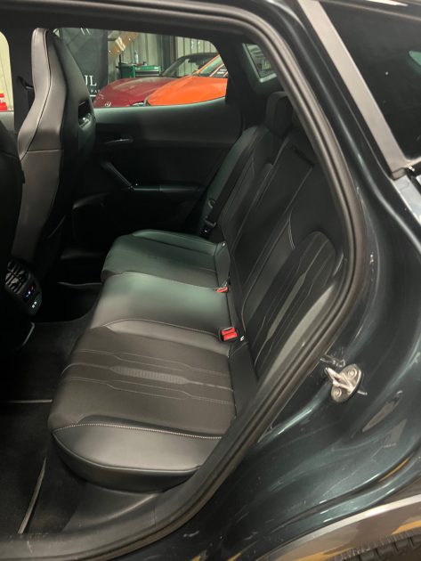 MAGNIFIQUE CUPRA FORMENTOR VZ 245ch (TOIT OUVRANT, APPLE CARPLAY, CAMÉRA DE RECUL, HAYON ÉLECTRIQUE)