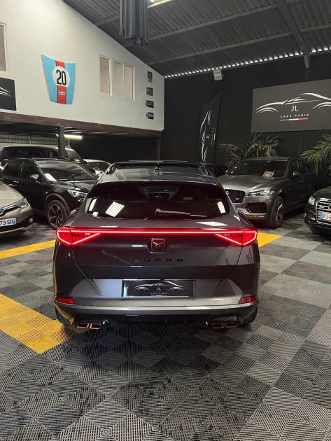 MAGNIFIQUE CUPRA FORMENTOR VZ 245ch (TOIT OUVRANT, APPLE CARPLAY, CAMÉRA DE RECUL, HAYON ÉLECTRIQUE)