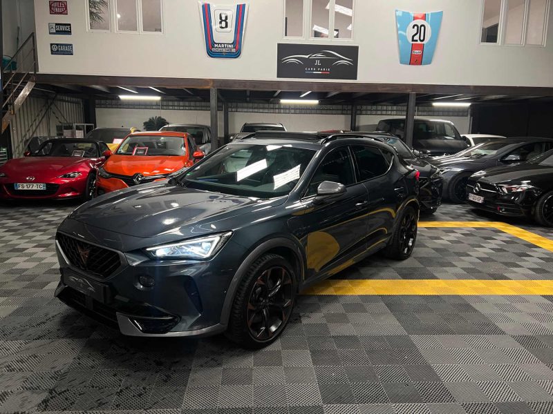 MAGNIFIQUE CUPRA FORMENTOR VZ 245ch (TOIT OUVRANT, APPLE CARPLAY, CAMÉRA DE RECUL, HAYON ÉLECTRIQUE)