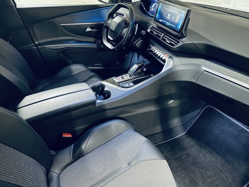 PEUGEOT 3008 1.5 BLUEHDI 130ch ALLURE BUSINESS EAT8