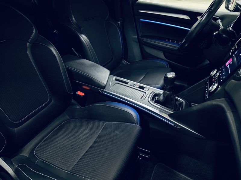 RENAULT MEGANE IV 1.5 BLUE DCI 115CH INTENS 2021