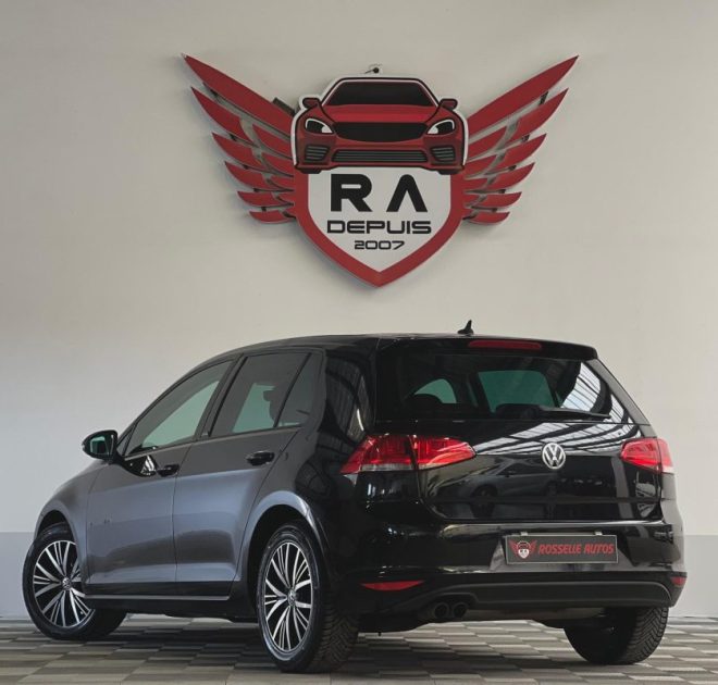 VOLKSWAGEN GOLF VII 2.0 TDI 150CH BLUEMOTION TECHNOLOGY FAP CARAT DSG6 