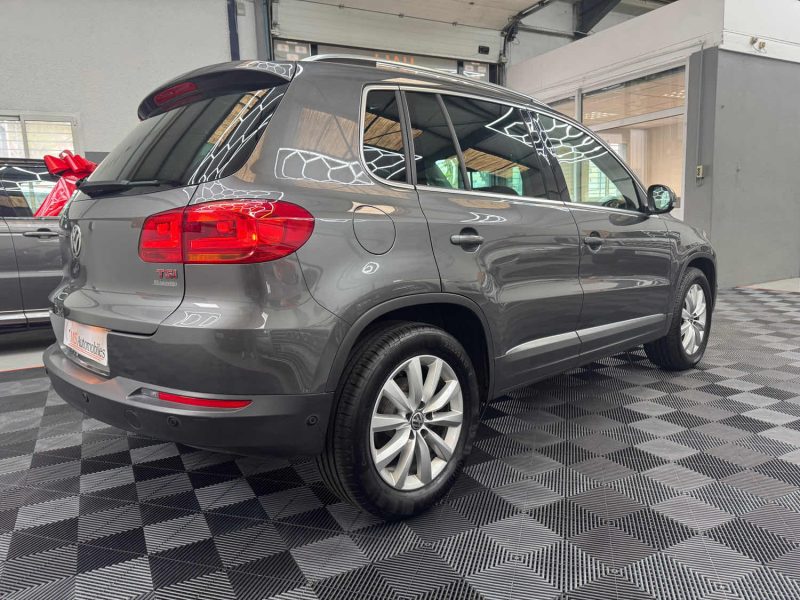 VOLKSWAGEN TIGUAN 1.4 TSI 160ch SPORTLINE DSG6 1ERE MAIN GARANTIE 12 MOIS HISTORIQUE COMPLET