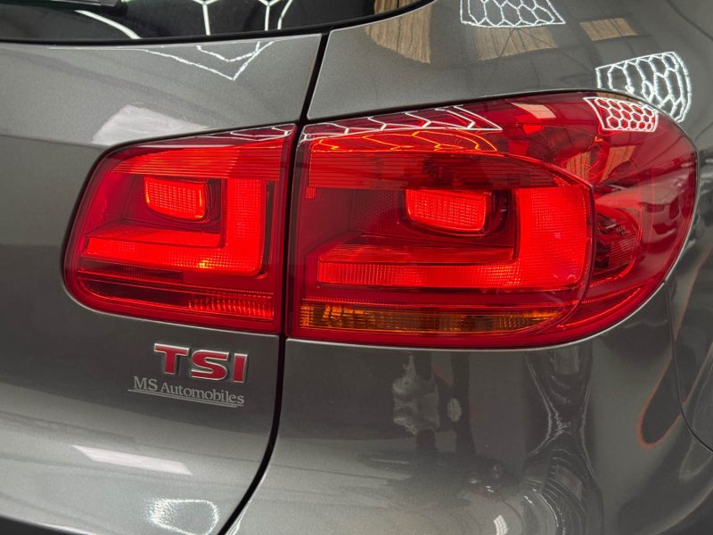 VOLKSWAGEN TIGUAN 1.4 TSI 160ch SPORTLINE DSG6 1ERE MAIN GARANTIE 12 MOIS HISTORIQUE COMPLET