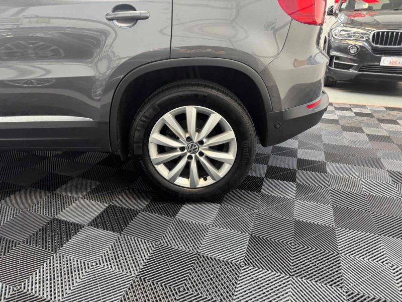 VOLKSWAGEN TIGUAN 1.4 TSI 160ch SPORTLINE DSG6 1ERE MAIN GARANTIE 12 MOIS HISTORIQUE COMPLET