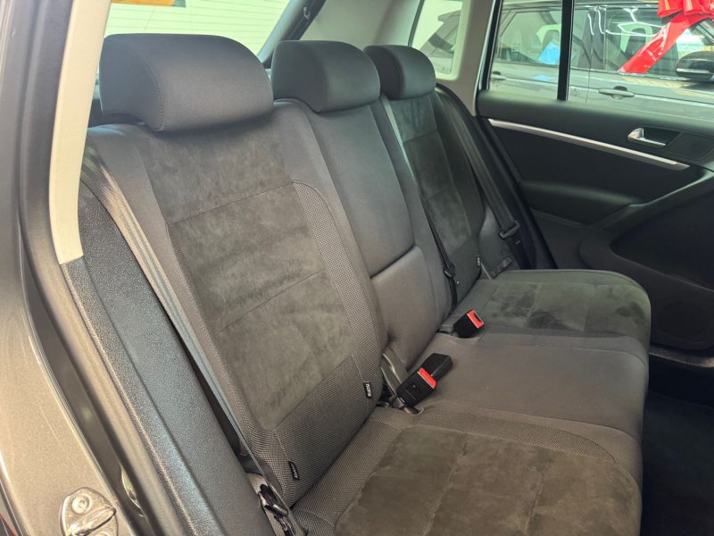 VOLKSWAGEN TIGUAN 1.4 TSI 160ch SPORTLINE DSG6 1ERE MAIN GARANTIE 12 MOIS HISTORIQUE COMPLET