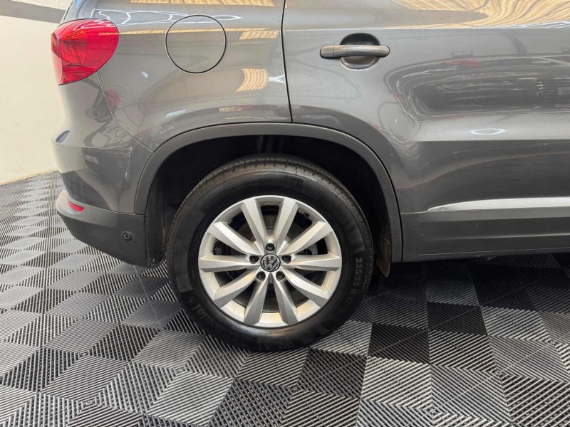 VOLKSWAGEN TIGUAN 1.4 TSI 160ch SPORTLINE DSG6 1ERE MAIN GARANTIE 12 MOIS HISTORIQUE COMPLET