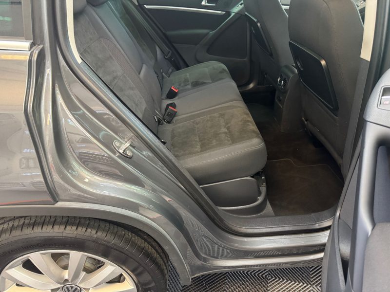 VOLKSWAGEN TIGUAN 1.4 TSI 160ch SPORTLINE DSG6 1ERE MAIN GARANTIE 12 MOIS HISTORIQUE COMPLET