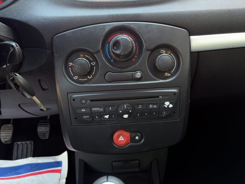 RENAULT CLIO III 1.2 16V 75 cv 