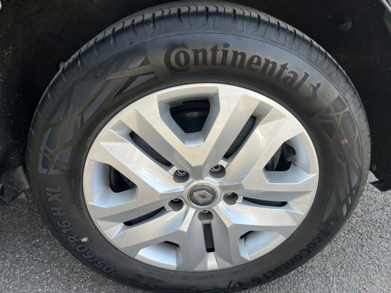 RENAULT KANGOO III L1 VP TECHNO 1.5 DCI 115 BVA