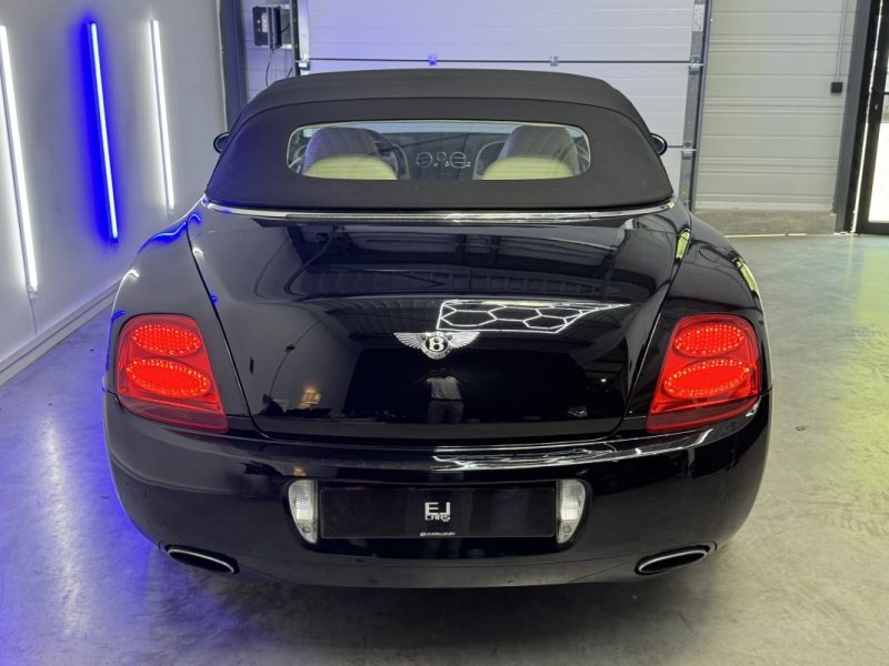 BENTLEY CONTINENTAL GTC 6.0L W12 BITURBO 560ch - CAPOTE NEUVE EN ALCANTARA - 1111.74 € / mois 