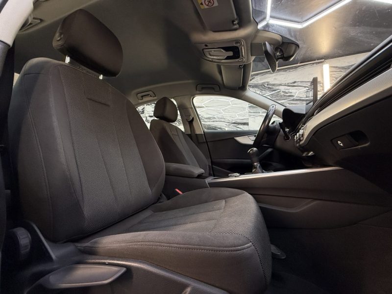 AUDI  A4  AMBIANTE 1.8 TFSI 120CH