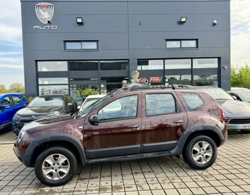 DACIA DUSTER DACIA DUSTER 1.2 125CV 4X2 LAURÉATE PLUS 2017
