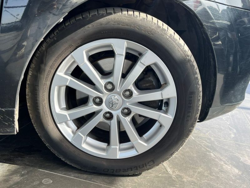 🔹 Toyota Corolla Verso 2.2 D4D 136 Ch  📷 Caméra de recul - Toit ouvrant 