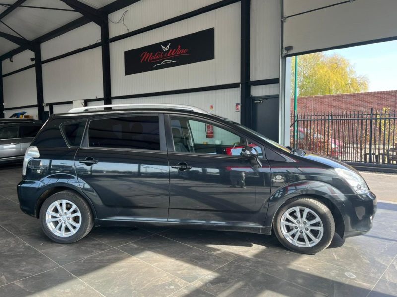 🔹 Toyota Corolla Verso 2.2 D4D 136 Ch  📷 Caméra de recul - Toit ouvrant 