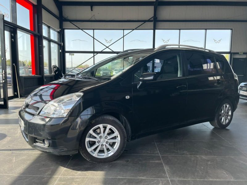 🔹 Toyota Corolla Verso 2.2 D4D 136 Ch  📷 Caméra de recul - Toit ouvrant 