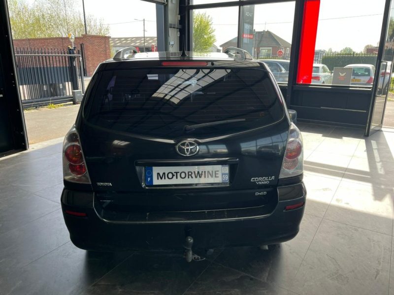 🔹 Toyota Corolla Verso 2.2 D4D 136 Ch  📷 Caméra de recul - Toit ouvrant 