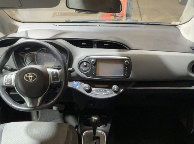 TOYOTA YARIS HSD 100H ATTITUDE 5P 