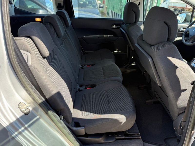PEUGEOT 5008 1.6i THP 156CH ACTIVE BVM6 7 PLACES