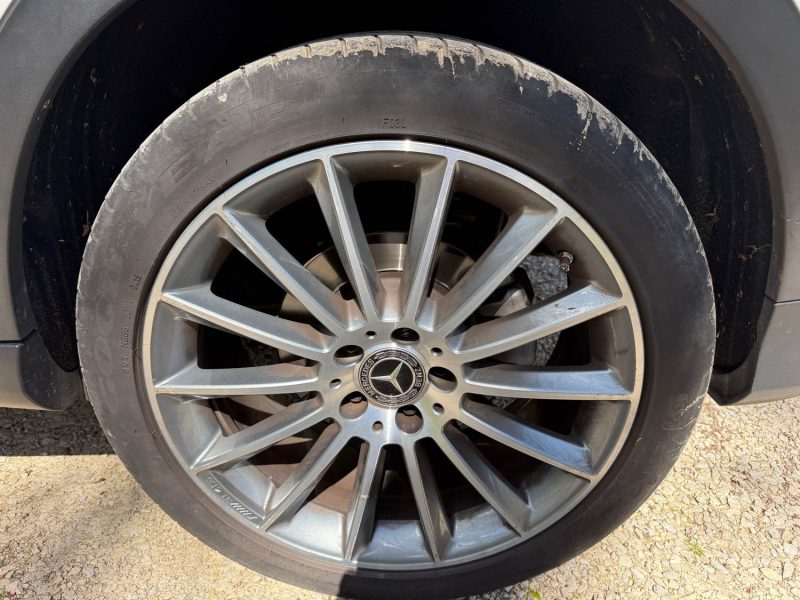 MERCEDES GLA 200D 136CH STARLIGHT EDITION 7G-DCT  2019