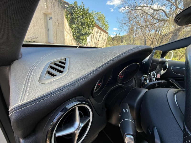 MERCEDES GLA 200D 136CH STARLIGHT EDITION 7G-DCT  2019