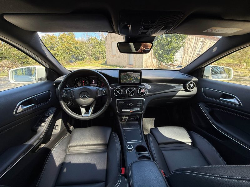 MERCEDES GLA 200D 136CH STARLIGHT EDITION 7G-DCT  2019