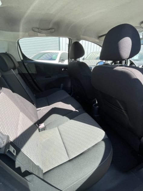 PEUGEOT 207 1.6 HDI 90 EXECUTIVE Garantie 