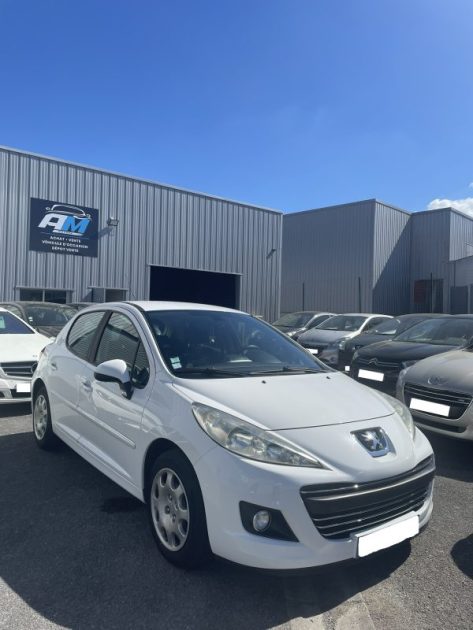PEUGEOT 207 1.6 HDI 90 EXECUTIVE Garantie 