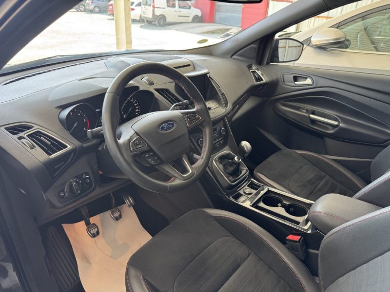 FORD KUGA 1.5 TDCI 120 4X2 ST LINE 