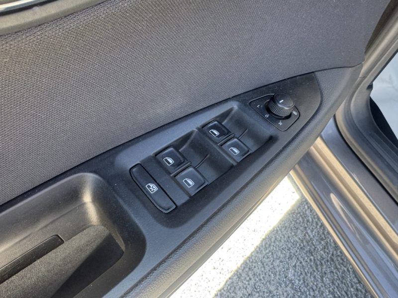 SEAT LEON 1,6 TDI 105CV STYLE 