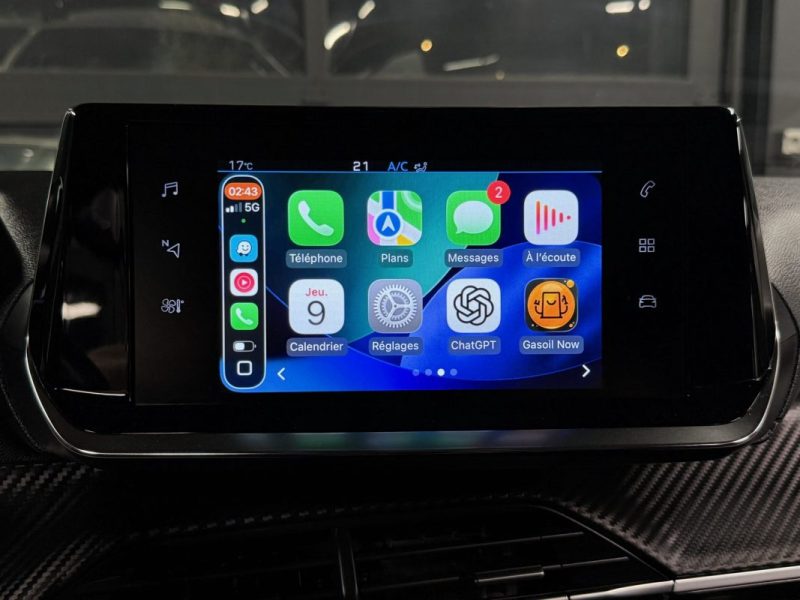 PEUGEOT 2008 II ALLURE PACK 1.2 100 Cv 1ERE MAIN 19800Km Apple& Android VIRTUAL COCKPIT Garantie 1an
