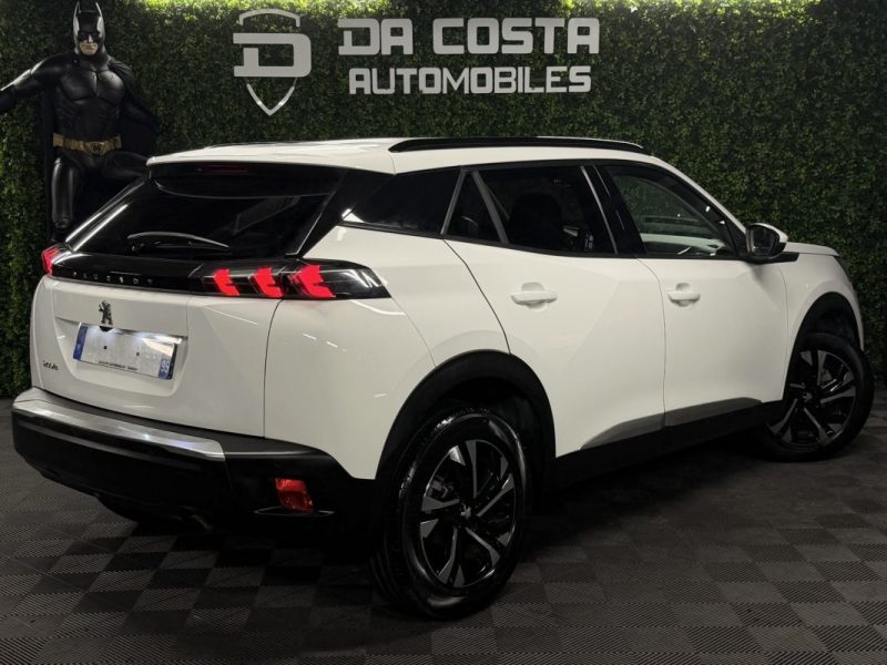 PEUGEOT 2008 II ALLURE PACK 1.2 100 Cv 1ERE MAIN 19800Km Apple& Android VIRTUAL COCKPIT Garantie 1an