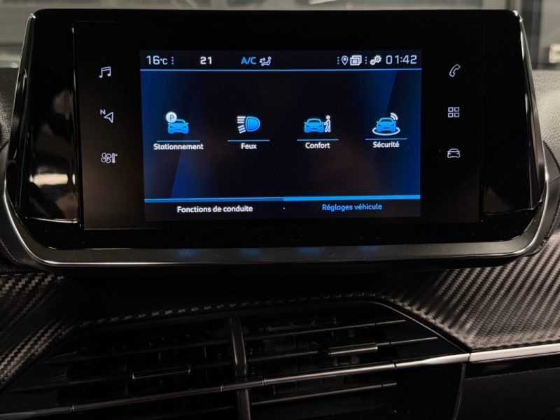 PEUGEOT 2008 II ALLURE PACK 1.2 100 Cv 1ERE MAIN 19800Km Apple& Android VIRTUAL COCKPIT Garantie 1an
