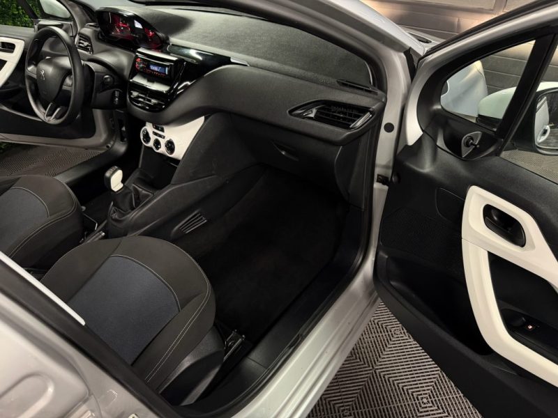 PEUGEOT 208 LIKE 1.0 VTI 68 Cv 5 PORTES / CRIT AIR 1 - GARANTIE 1 AN