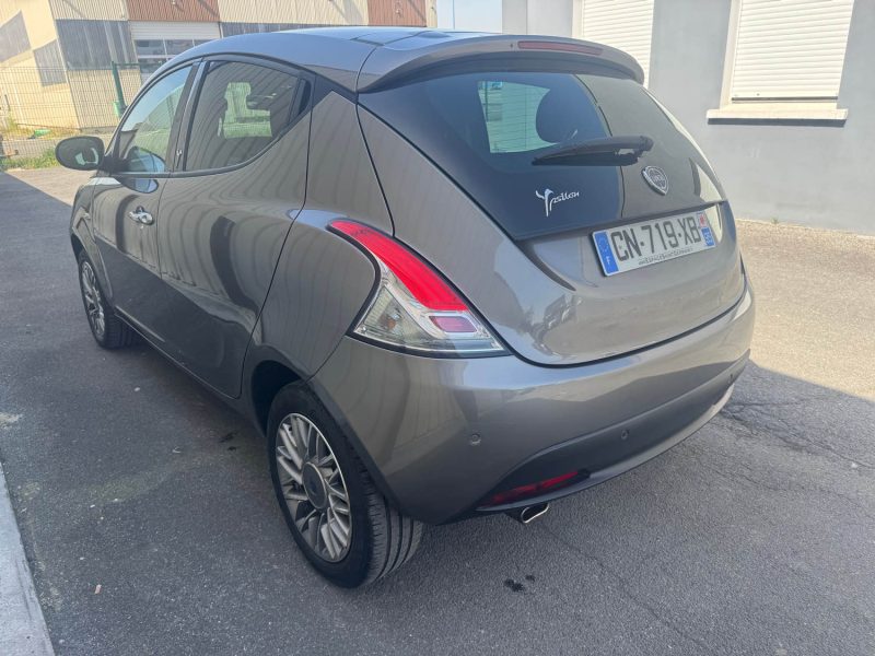 LANCIA YPSILON 0.9 TWINAIR 85CV PLATINIUM+ BVA 2012