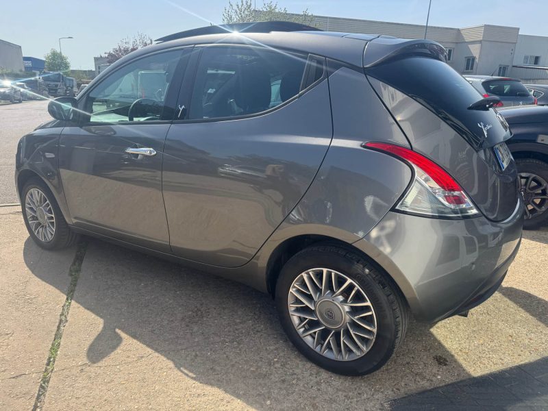 LANCIA YPSILON 0.9 TWINAIR 85CV PLATINIUM+ BVA 2012