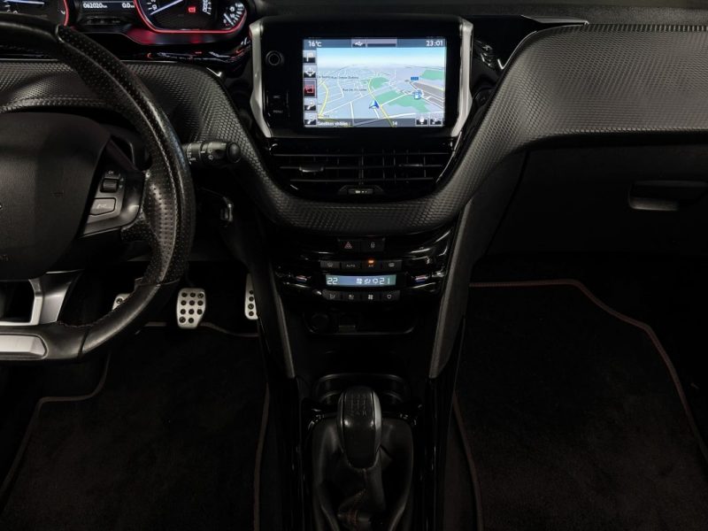 PEUGEOT 2008 PHASE 2 GT LINE 1.2 110 Cv 1ERE MAIN / GPS APPLE CARPLAY & ANDROID - GARANTIE 1 AN